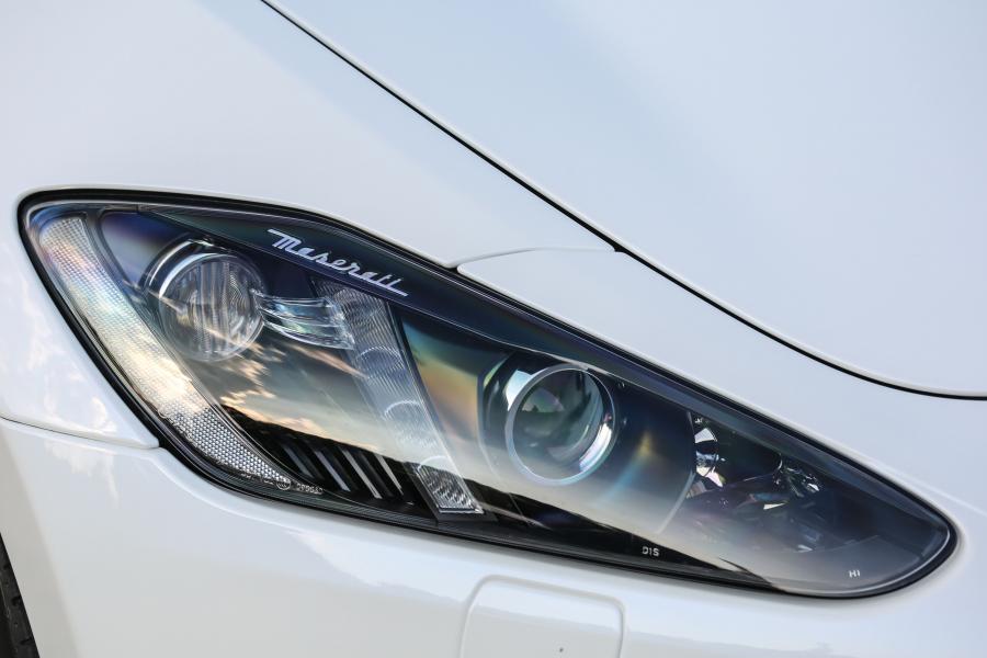 Детали экстерьера Maserati GranCabrio MC 2017 года  (фото 8 из 19)